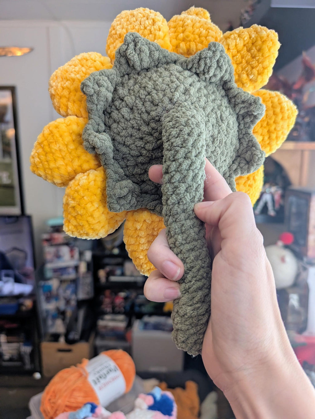 Crochet Sunflower Plushie | Textured Amigurumi, Autism Awareness Sensory Toy| Crochet Gift